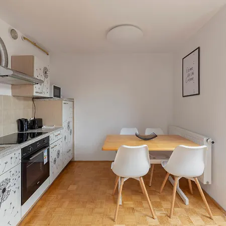 Apartman Apartma Antony *